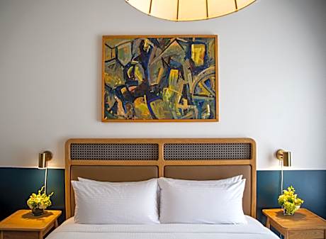 1 King Bed 1 Bedroom Presidential Suite