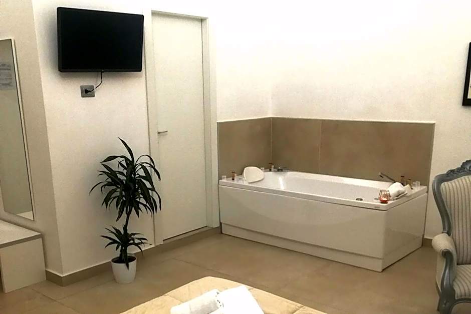 Il Tesoro Smart Suite & SPA