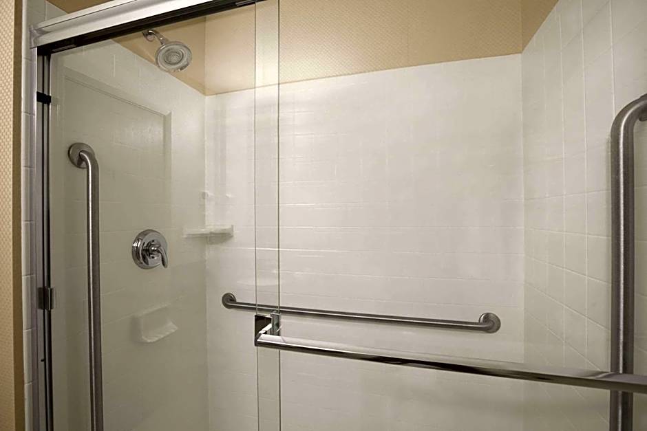 Days Inn & Suites by Wyndham Winnipeg Airport Manitoba