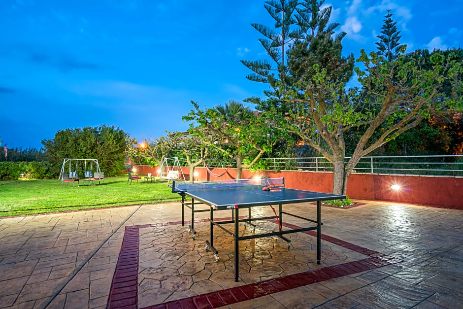 Armonia Studios & Apartments