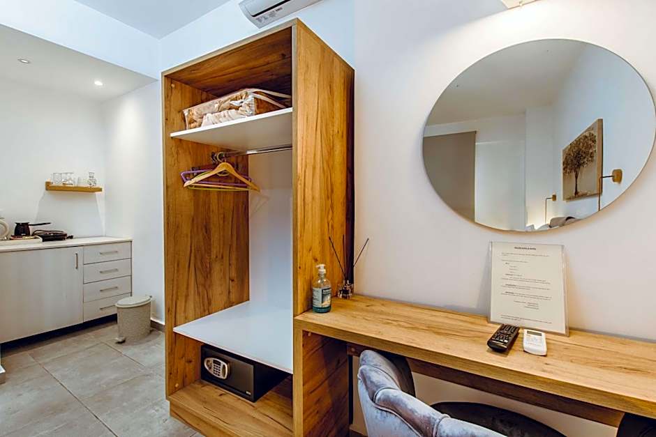 Deluxe Rooms