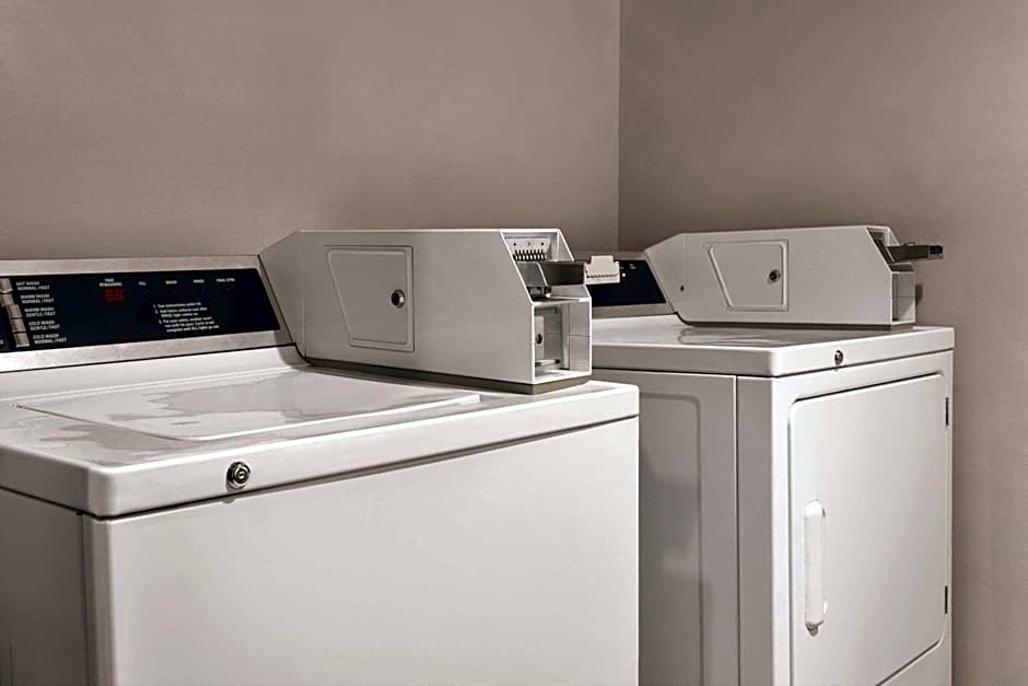 Country Inn & Suites by Radisson, St. Charles Historic District