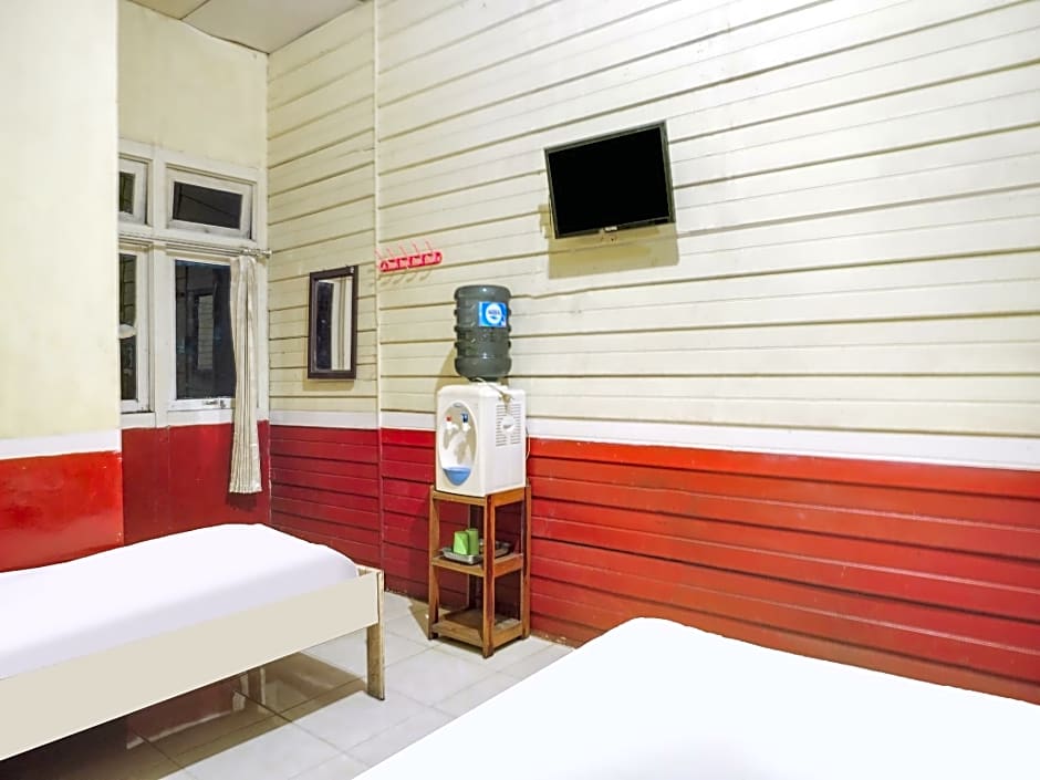 Hotel O Anggrek Daqu Syariah Kapuas