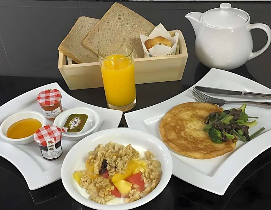 Kamala Tropical Garden Hotel