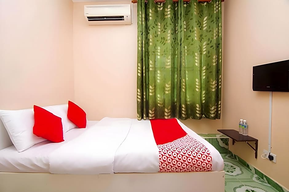 OYO 1224 Hotel Hajah Rohayah