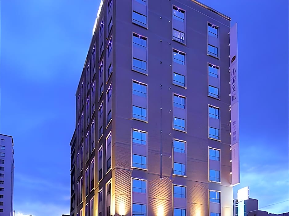 Hotelday Plus Tamsui