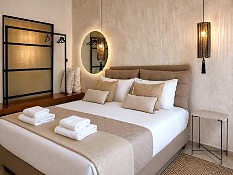 Suite with Pool View