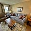 Stroll to Slopes, Village Area, Ski in-Out MtLodge 210