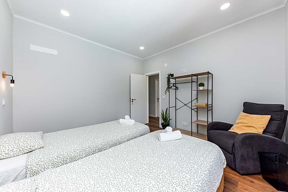 Kali Vice Surf Villa