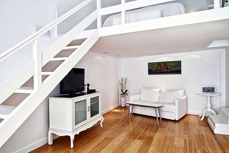 Photo 1 of 3 of Loft Suite with Jetted Tub – Pelagos House