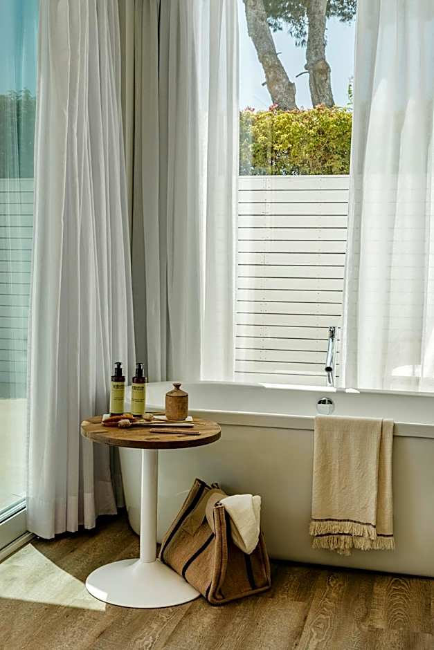 ME Ibiza - Leading Hotels of the World