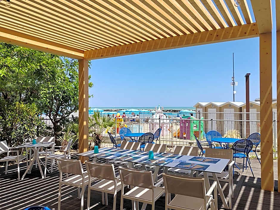 Hotel Cola Frontemare