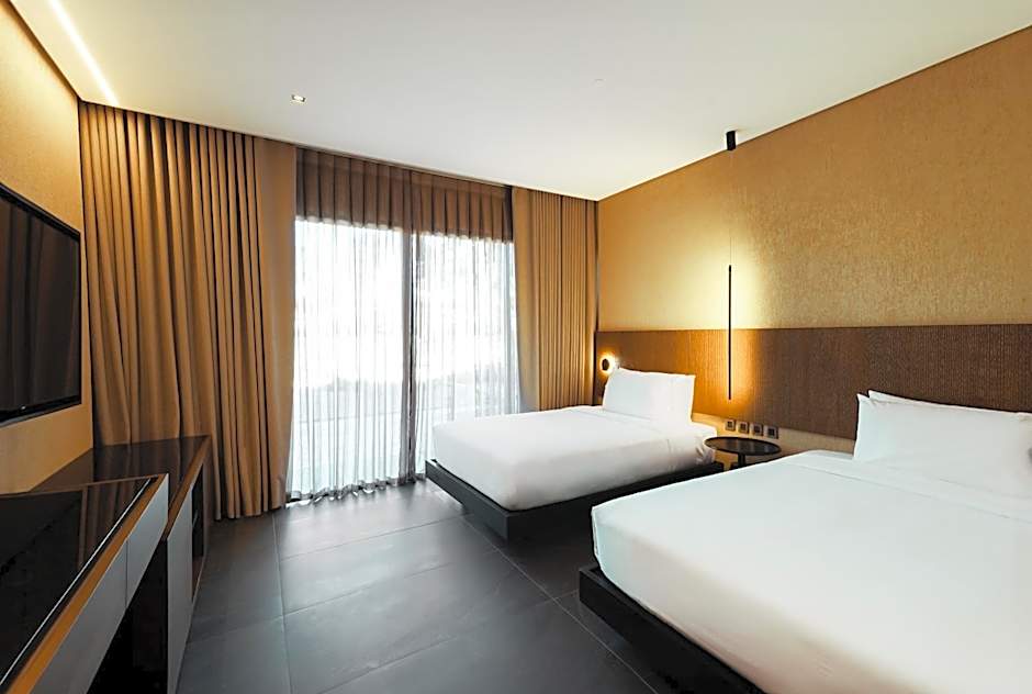 Funny Lion Puerto Princesa