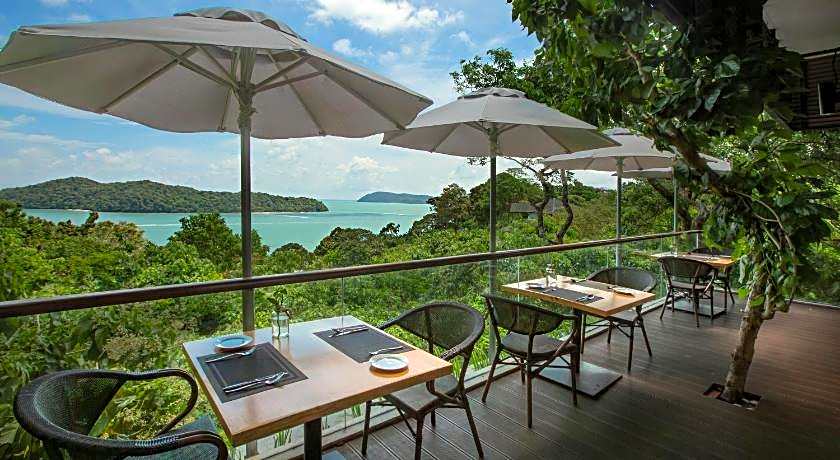 Ambong Pool Villas - Private Pool