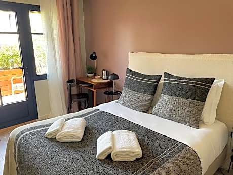 Chambre Deluxe Terrasse (Chambre uniquement - petit déjeuner indisponible)