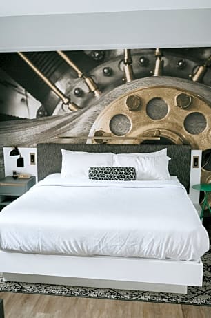 Standard King Room with Walk-In Shower