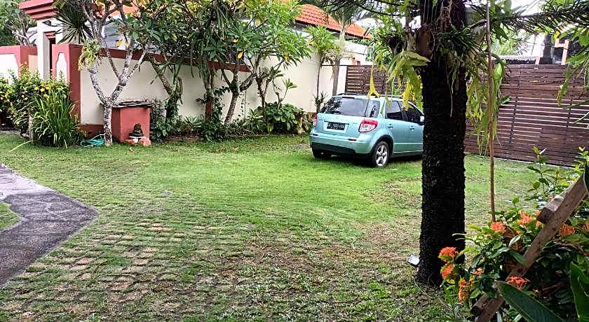 Heliconia Villa