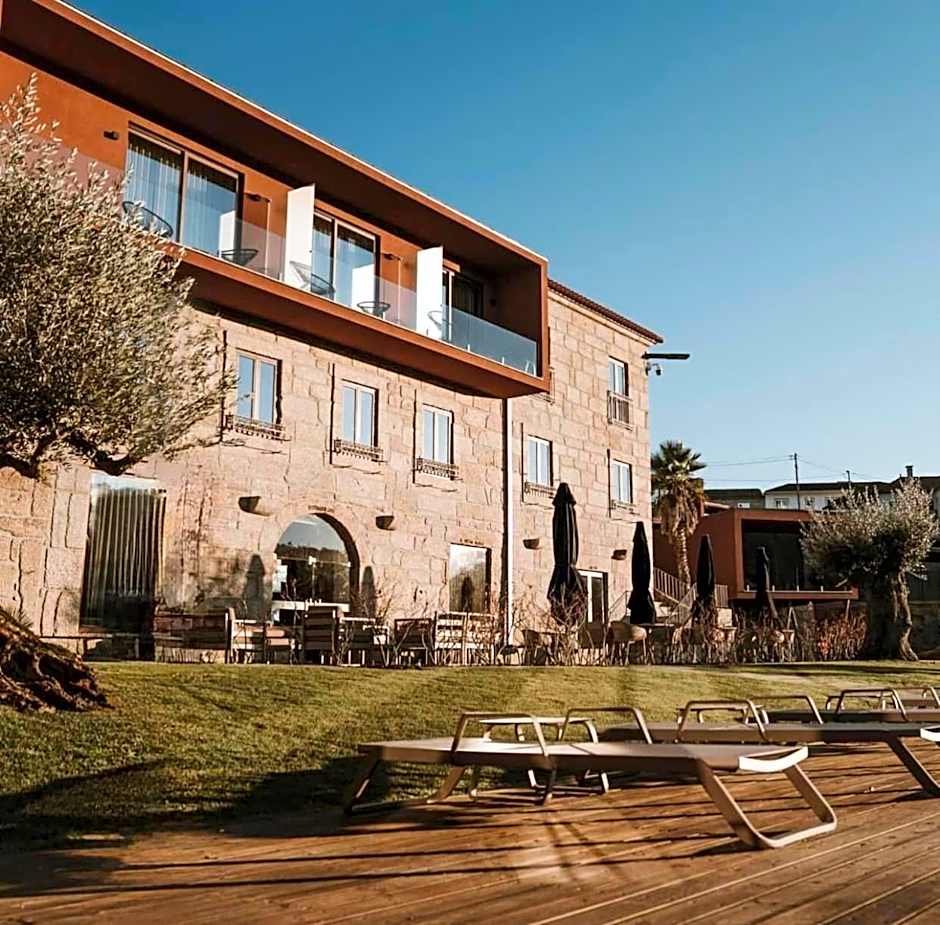 Quinta de Santo António - Country House & Villas