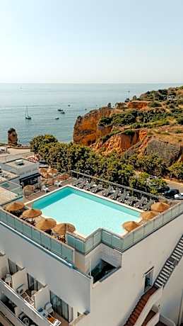 Carvi Beach Hotel