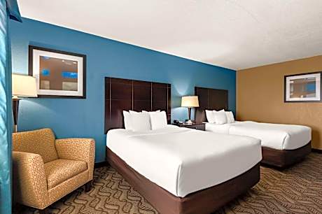 Suite with Two Queen Beds - Accessible/Non-Smoking