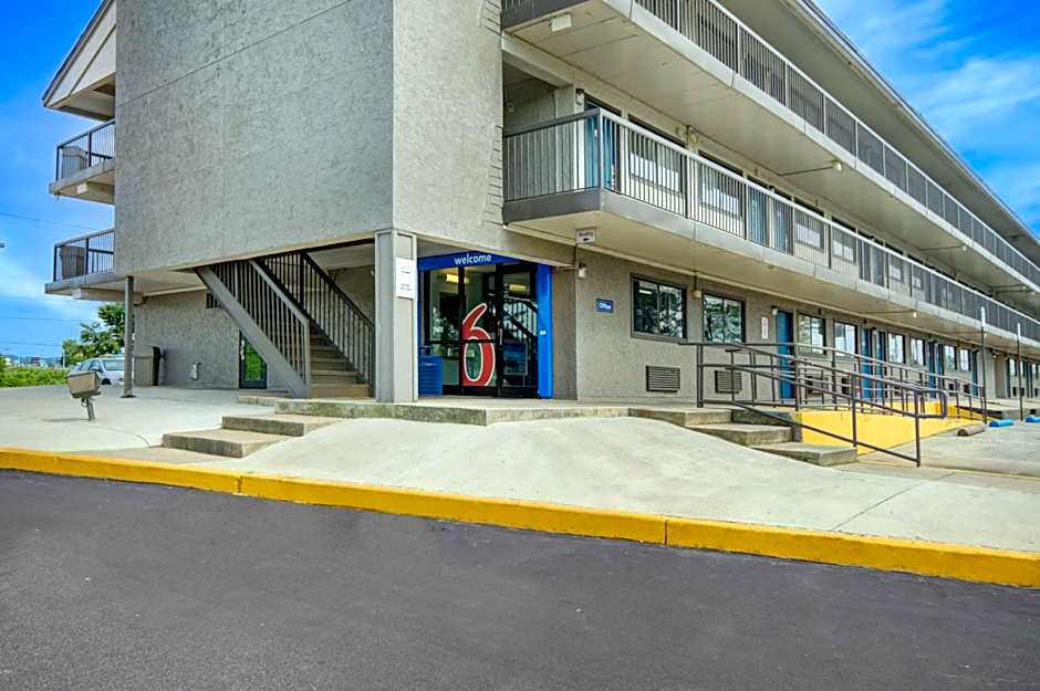 Motel 6-York, PA