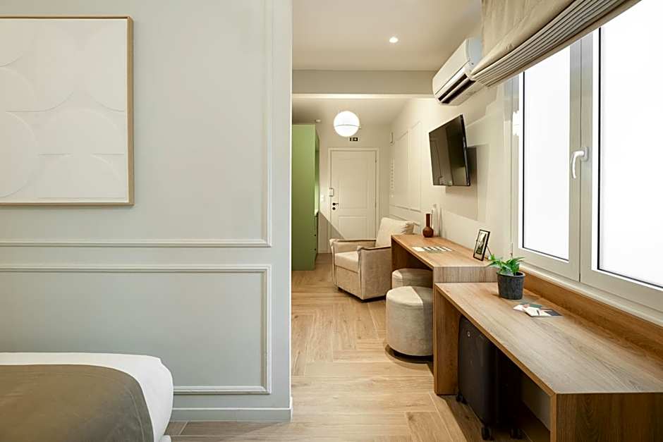 ASTIKON Xenofontos Suites