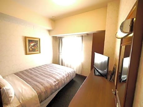 Semi Double Room - Smoking