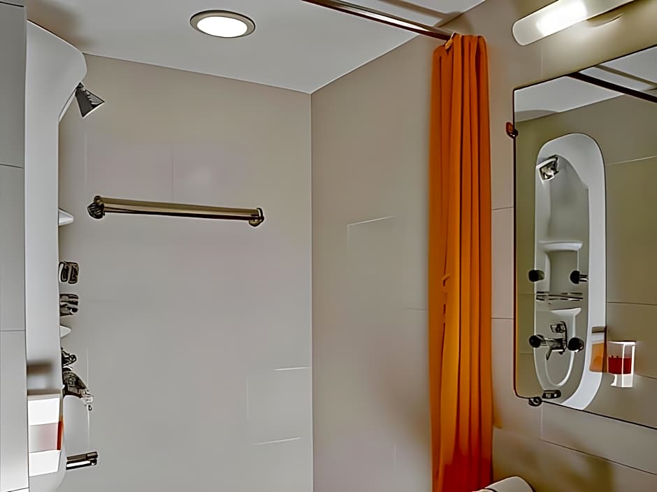 Ginger Hotel Ahmedabad