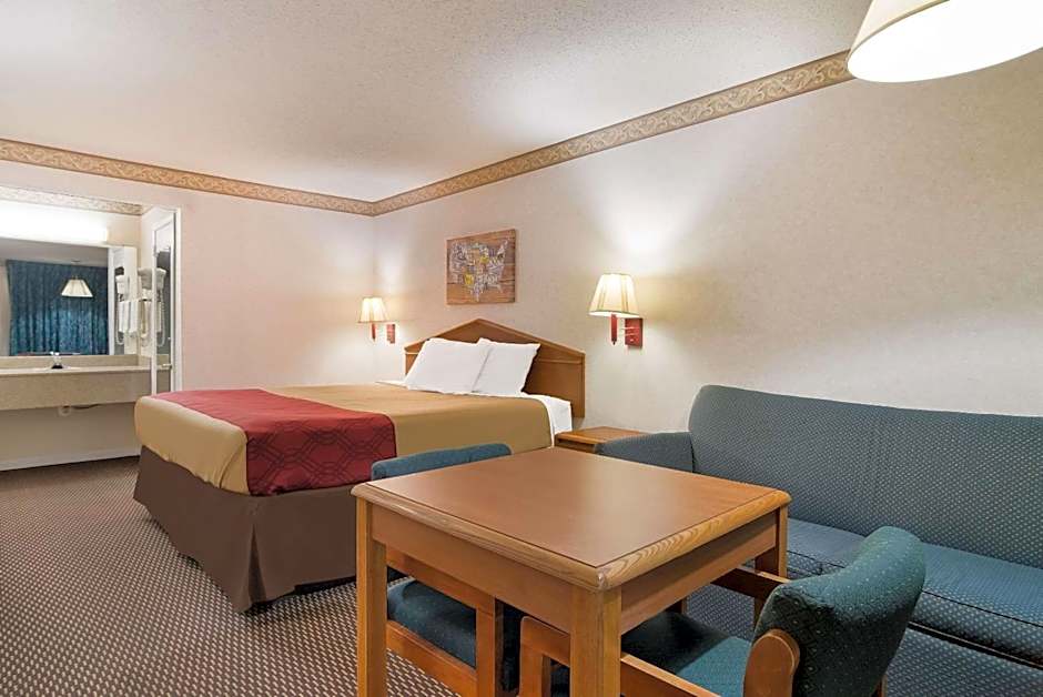 Econo Lodge Calhoun North Damascus