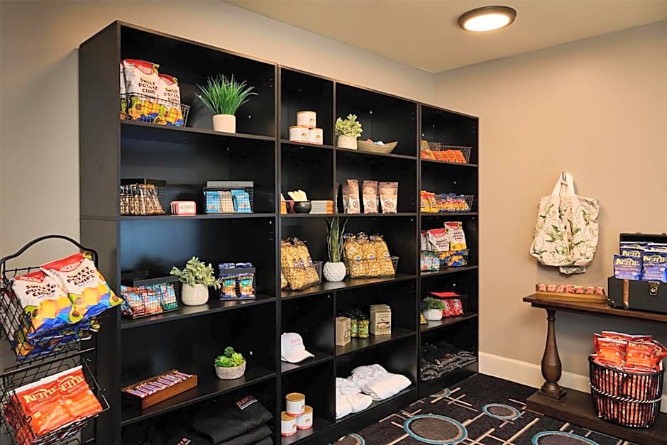 Juniper Hotel Cupertino, Curio Collection By Hilton