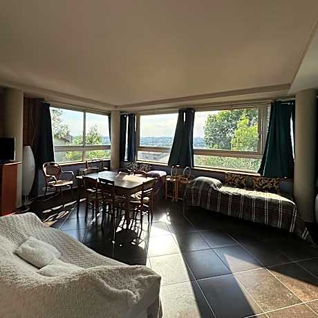 Superior Family Room