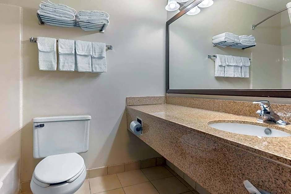 Quality Inn Fairborn near Wright Patterson AFB