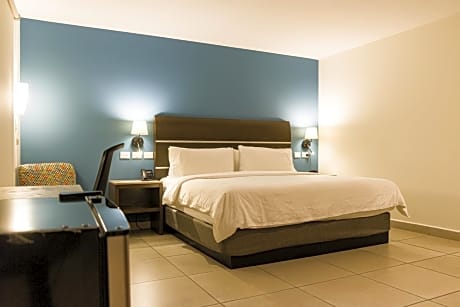 Standard King Room - Disability Access