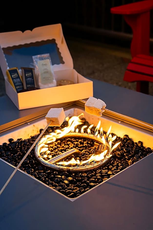 Delta Hotels by Marriott Victoria Ocean Pointe Resort