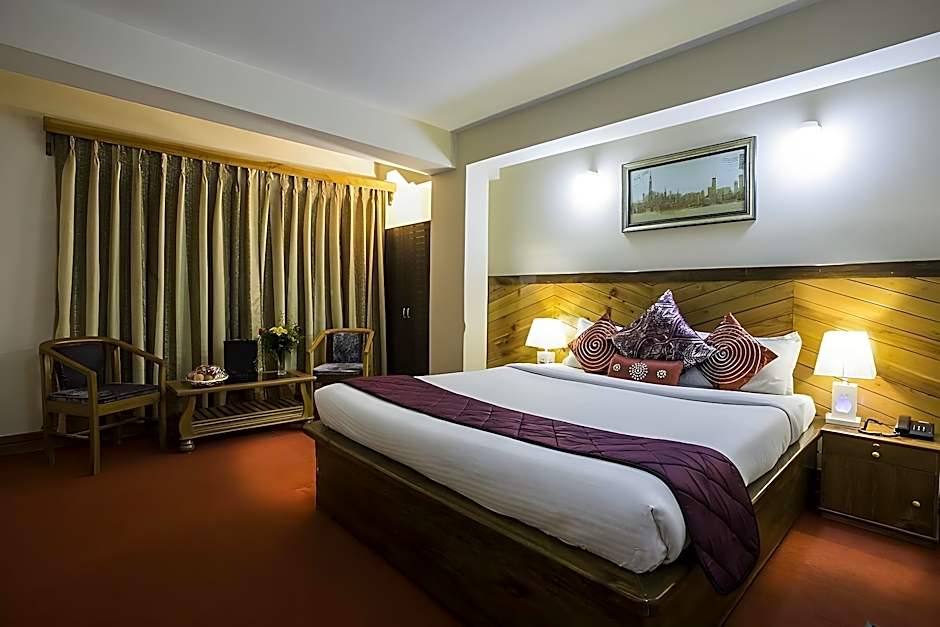 Hotel White Yak