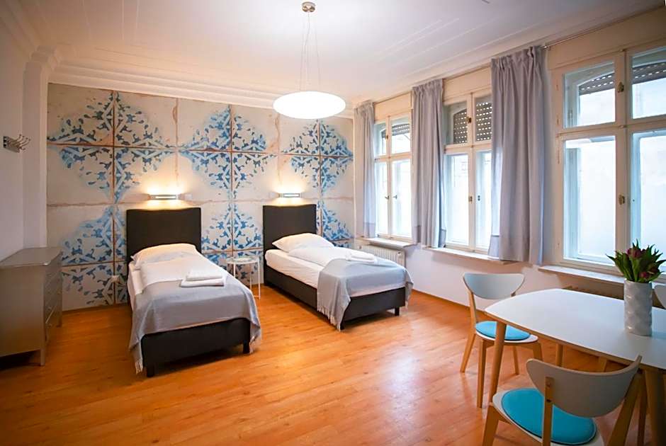 Aparthotel Villa Elon