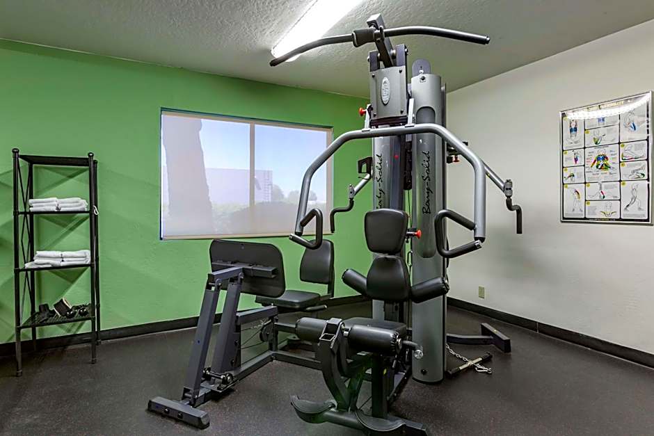 Best Western Plus Scottsdale Thunderbird Suites