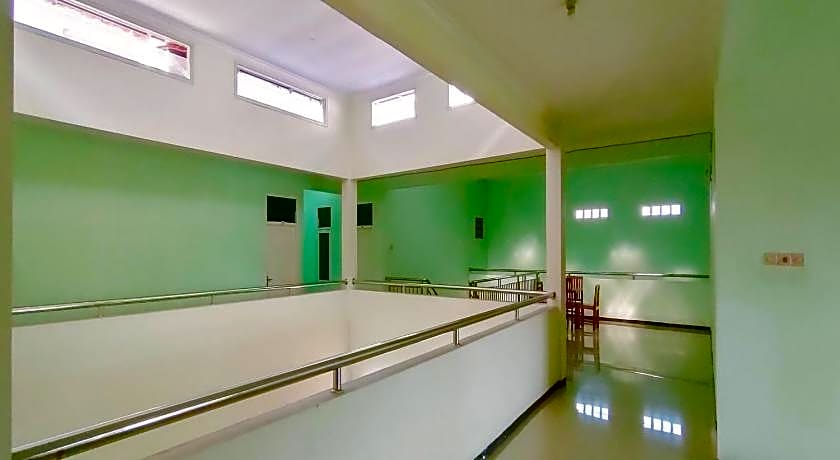 Capital O 90709 Djati Guest House