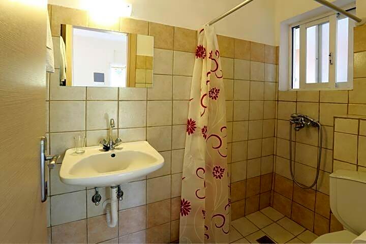 Villa Rosa Apartments