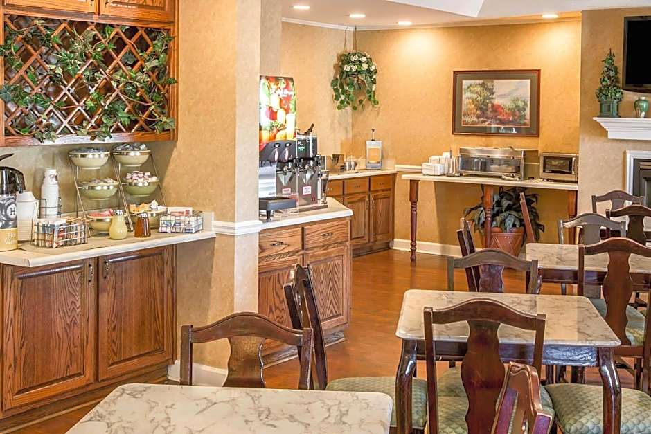 Quality Inn Greeneville - Tusculum