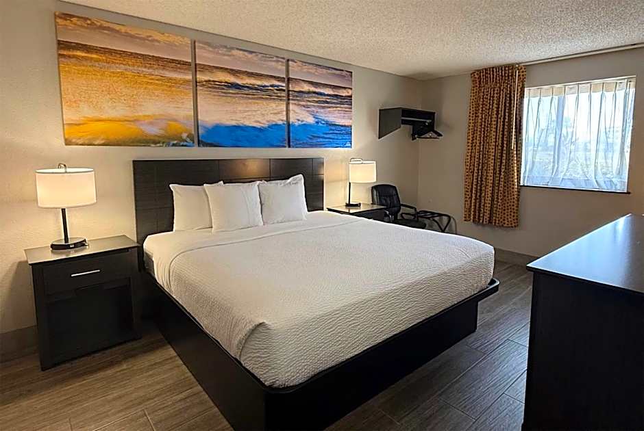 Days Inn by Wyndham Orange Park/Jacksonville