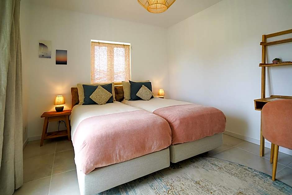 Birds of Paradise - Boutique Surf Lodge