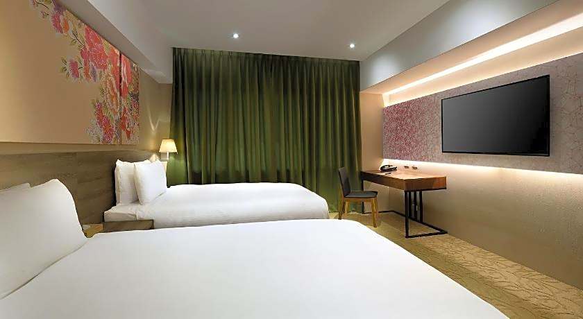 Aeris International Hotel