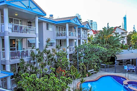 Surfers Beach Holiday Apartments