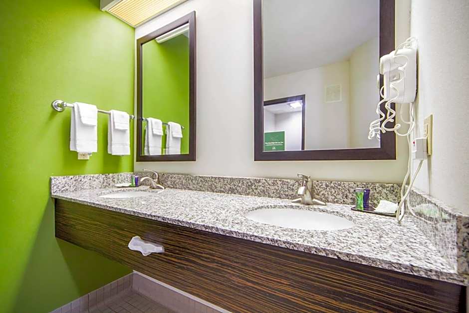 Sleep Inn & Suites Columbus