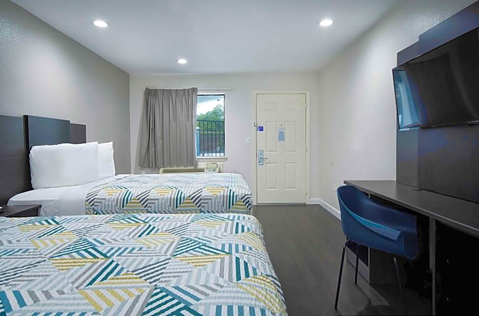 Motel 6 Houston, TX - I-10 West