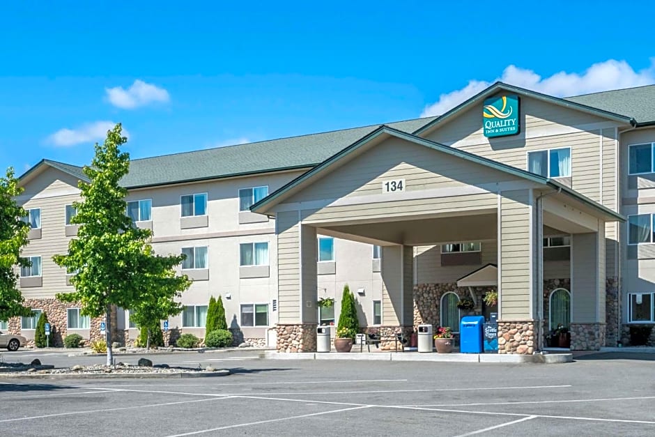 Quality Inn & Suites Sequim at Olympic National Park