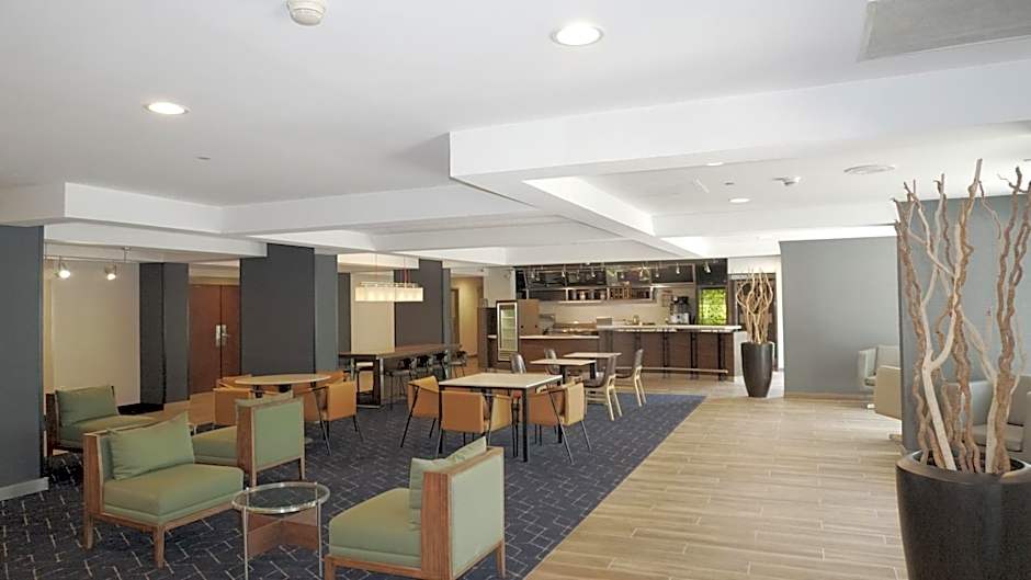 Courtyard by Marriott Memphis East/Bill Morris Parkway