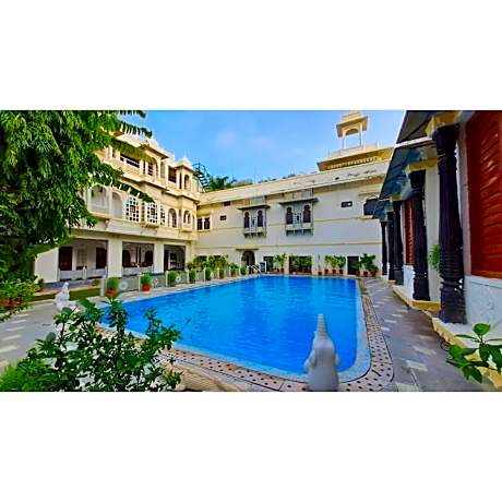 Hotel Mahendra Prakash