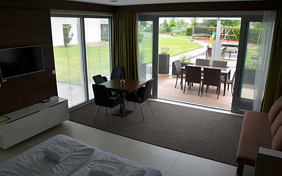 Hotel Harmony Medical & Wellness-Free Parking, 1,8km from the center